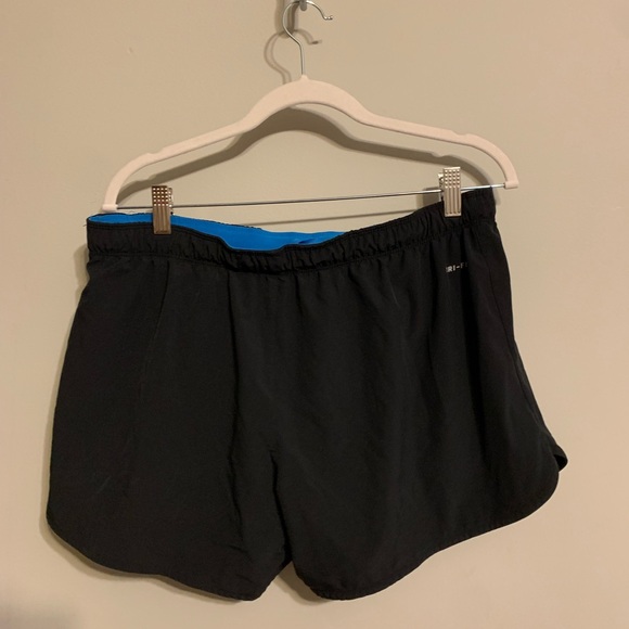 NIKE ATHLETIC SPANDEX SHORTS - Picture 2 of 4